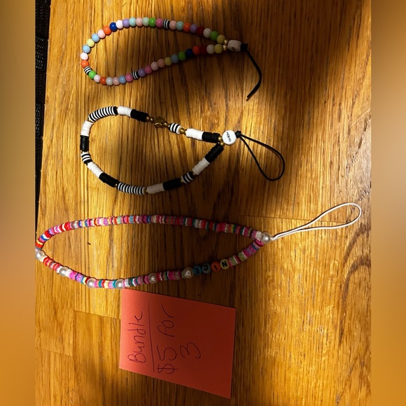 Phone charm bundle- in good shape - Picture 1 of 1